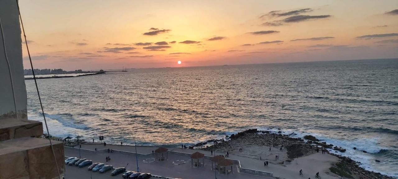 Hyat Hostel & Suites Alexandria Bagian luar foto