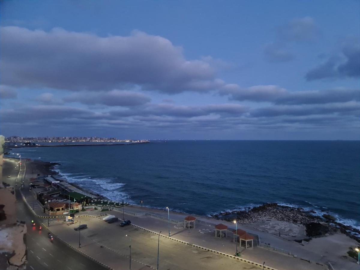 Hyat Hostel & Suites Alexandria Bagian luar foto