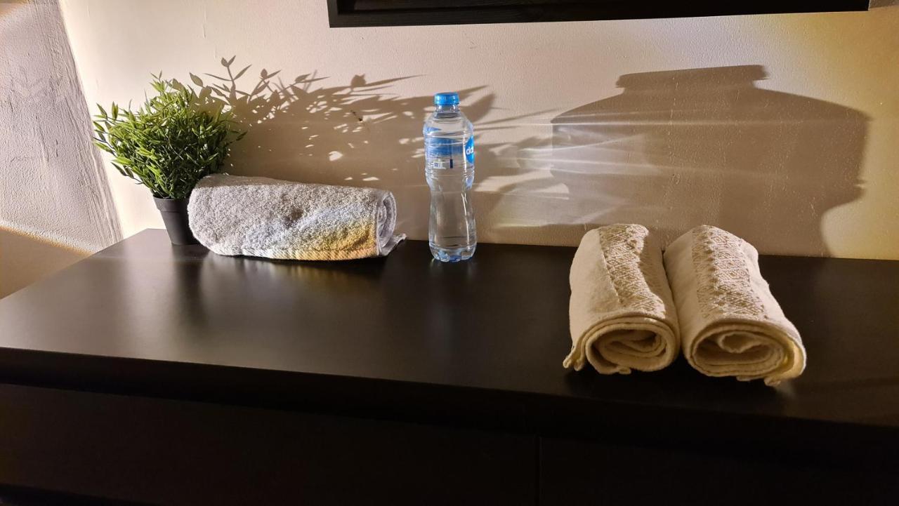 Hyat Hostel & Suites Alexandria Bagian luar foto